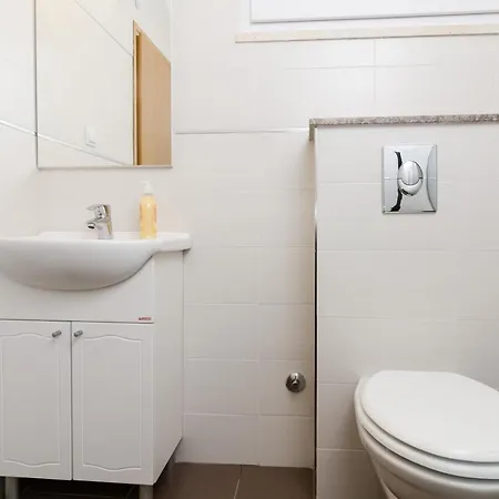 Apartment Amela